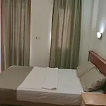 London House * 凯梅尔
