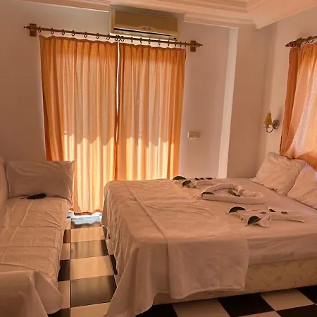 London House Hotel