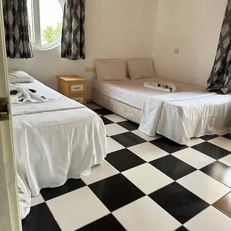 Hotel London House Hotel