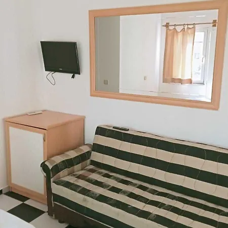 London House Hotel *