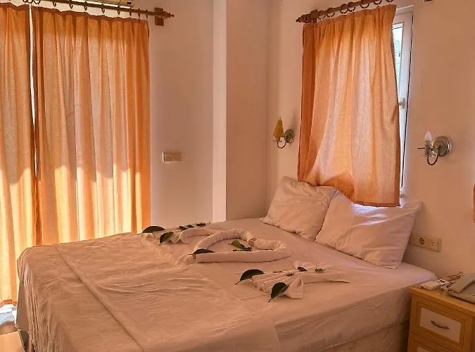 Hotel London House