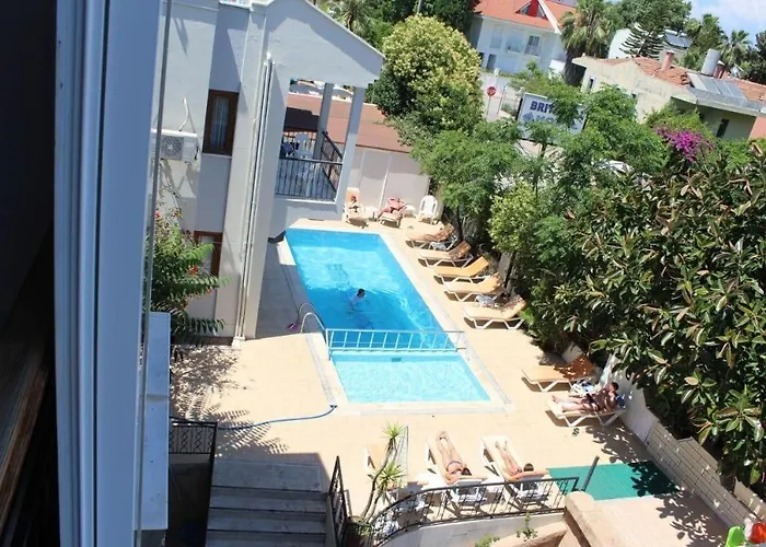 London House *